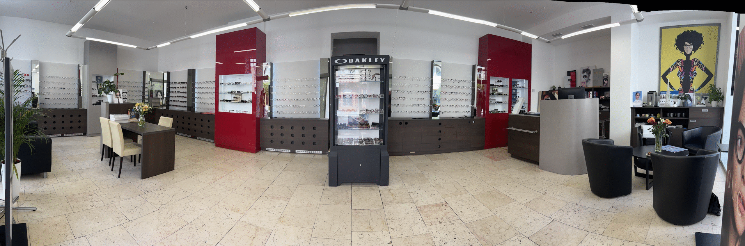 Proč navštívit soukromou optiku místo řetězce? Osobní přístup v Optika Styl